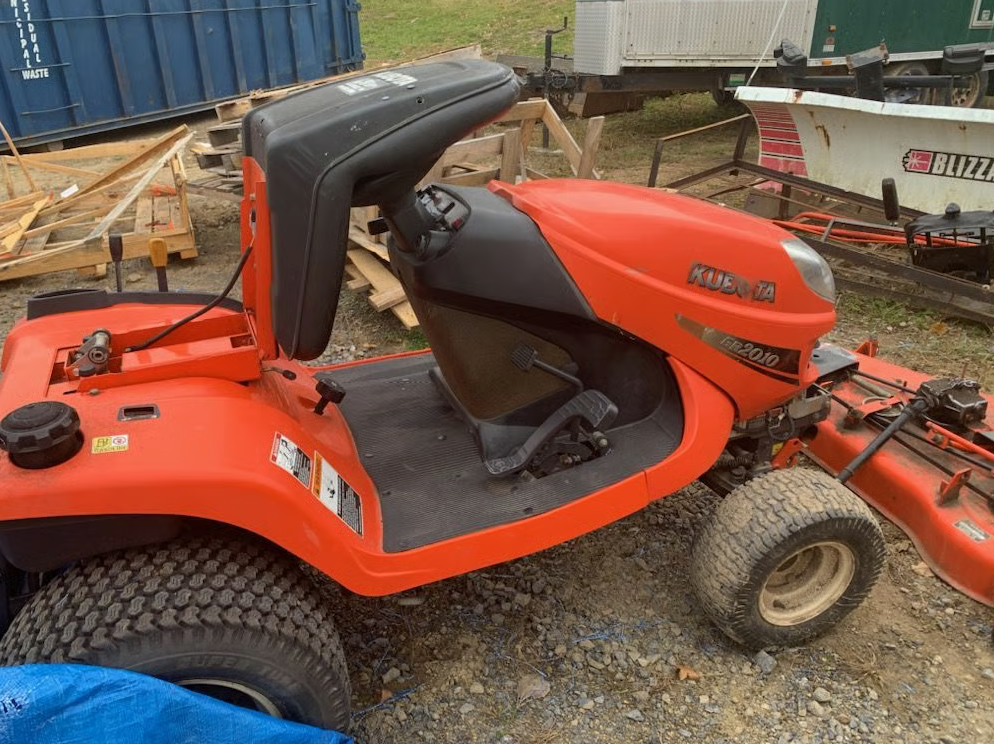 Kubota GR2010 lawn mower (bad trans) - Image 4