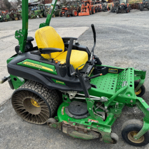 John Deere Z950M zero turn mower